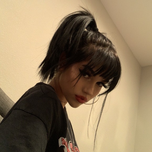 Meet your Posher, Posh - Picture 1 of 1